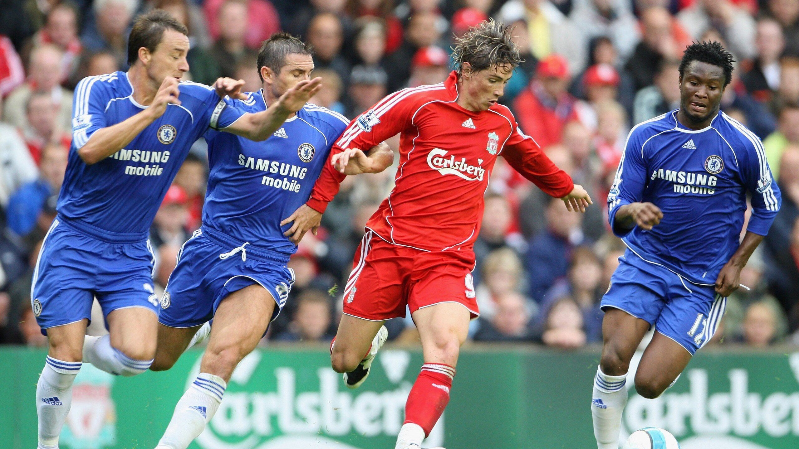 水球对抗赛突尼斯打出整体配合,水球身体对抗